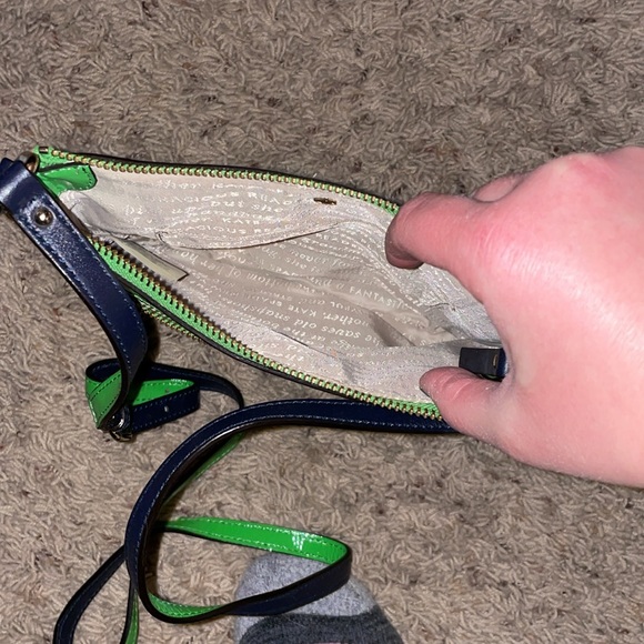 Green Kate Spade crossbody - Picture 4 of 4